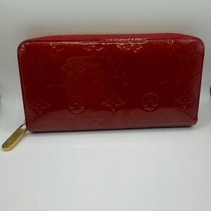 Monogram embossed LV Vernis zippy wallet CA5112